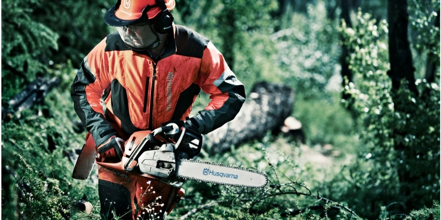 Cómo se realiza el mantenimiento de una motosierra Husqvarna